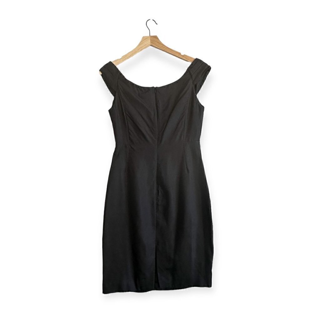 New with Tags,‎ Black Halo Silk Sleeveless Pleated Sheath Dress, Size 8, Black - Picture 2 of 15